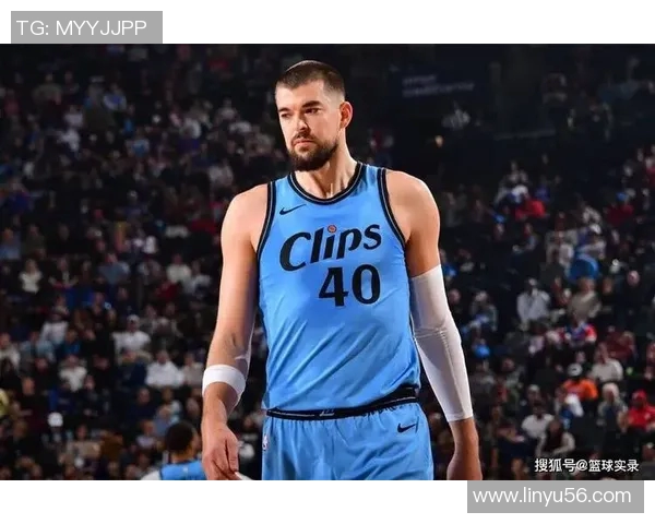 快船若继续用祖巴茨，季后赛资格或将成泡影，祖巴茨真是摆烂利器